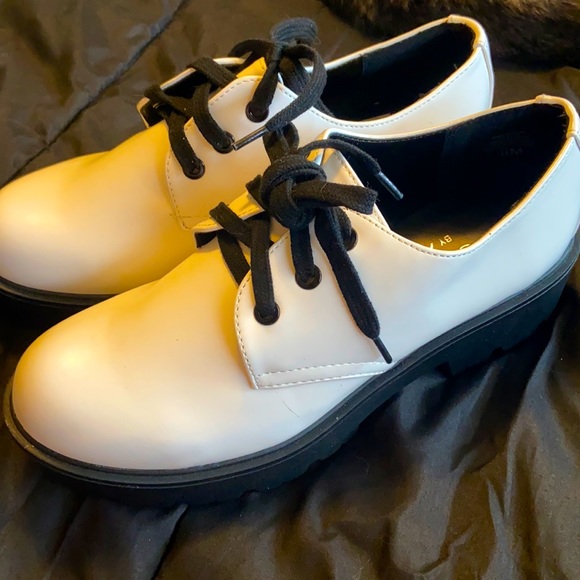 Coconuts by Matisse Shoes - Retro Platform Lace up Shoes